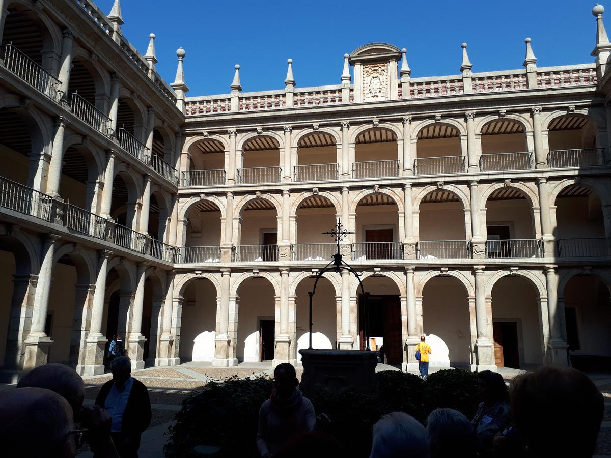 Casa De Huespedes Con Encanto El Sueno Del Quijote Алькала-де-Энарес Экстерьер фото